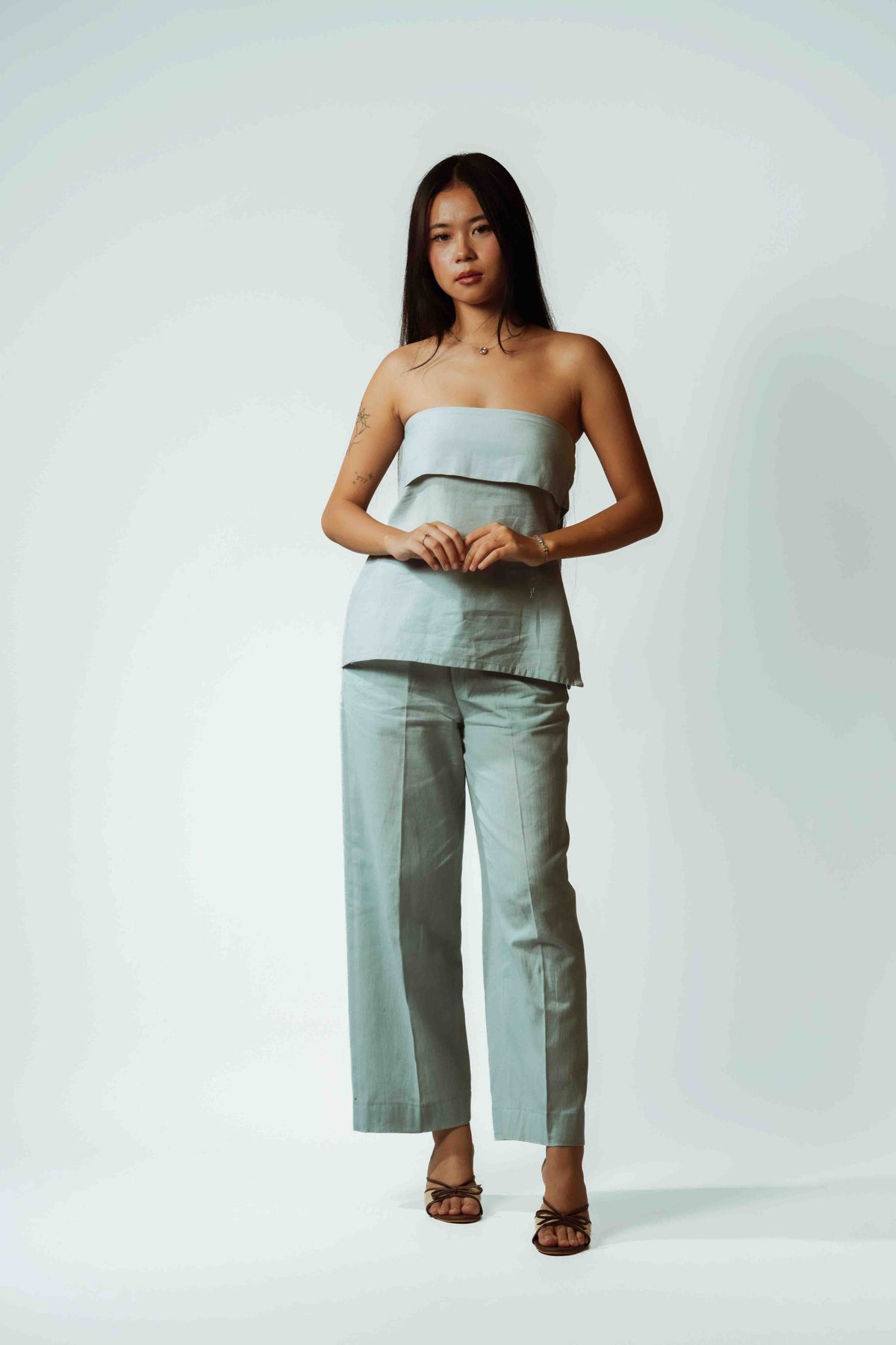 Pale Horizon Top