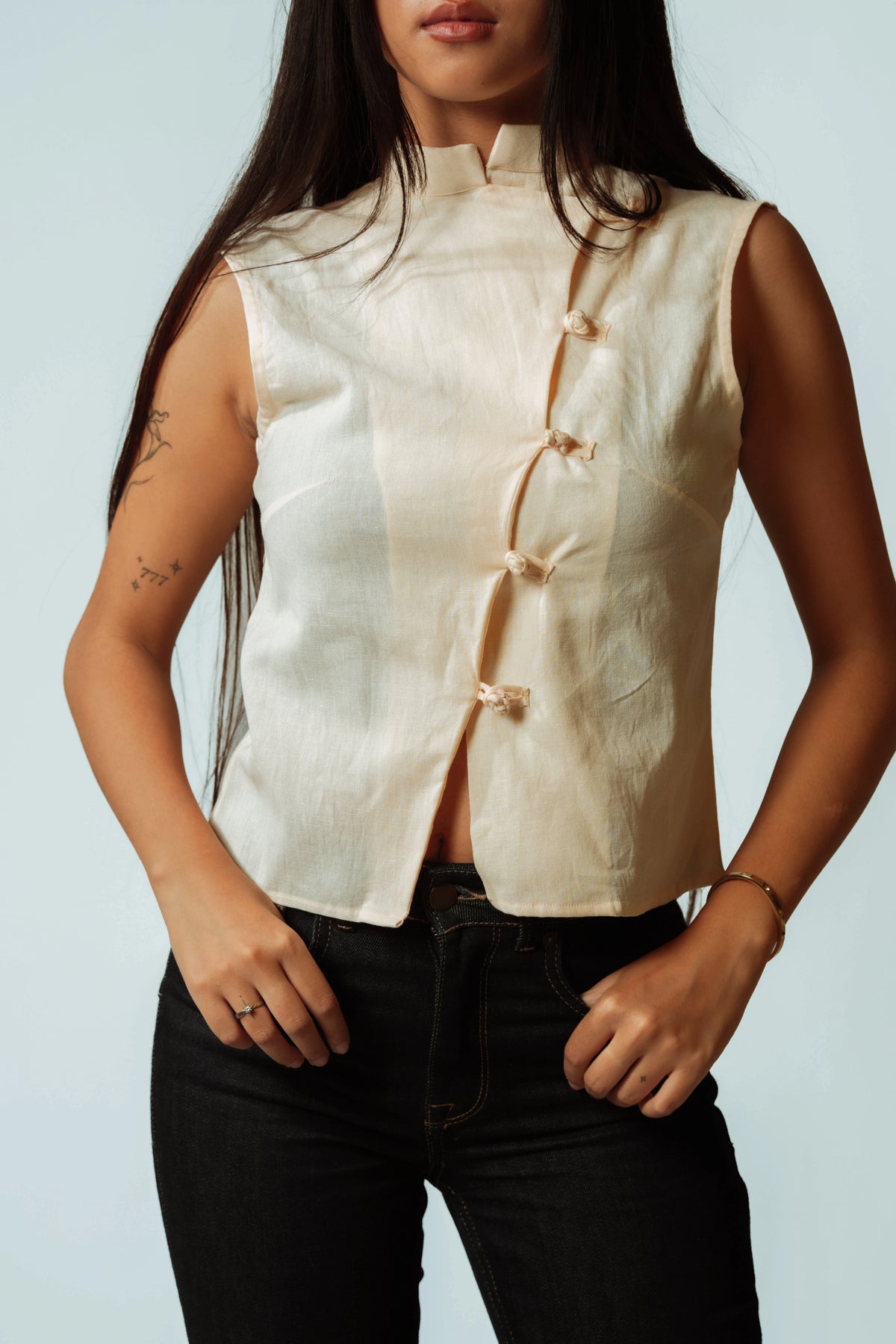 Moon Clay Mandarin Top