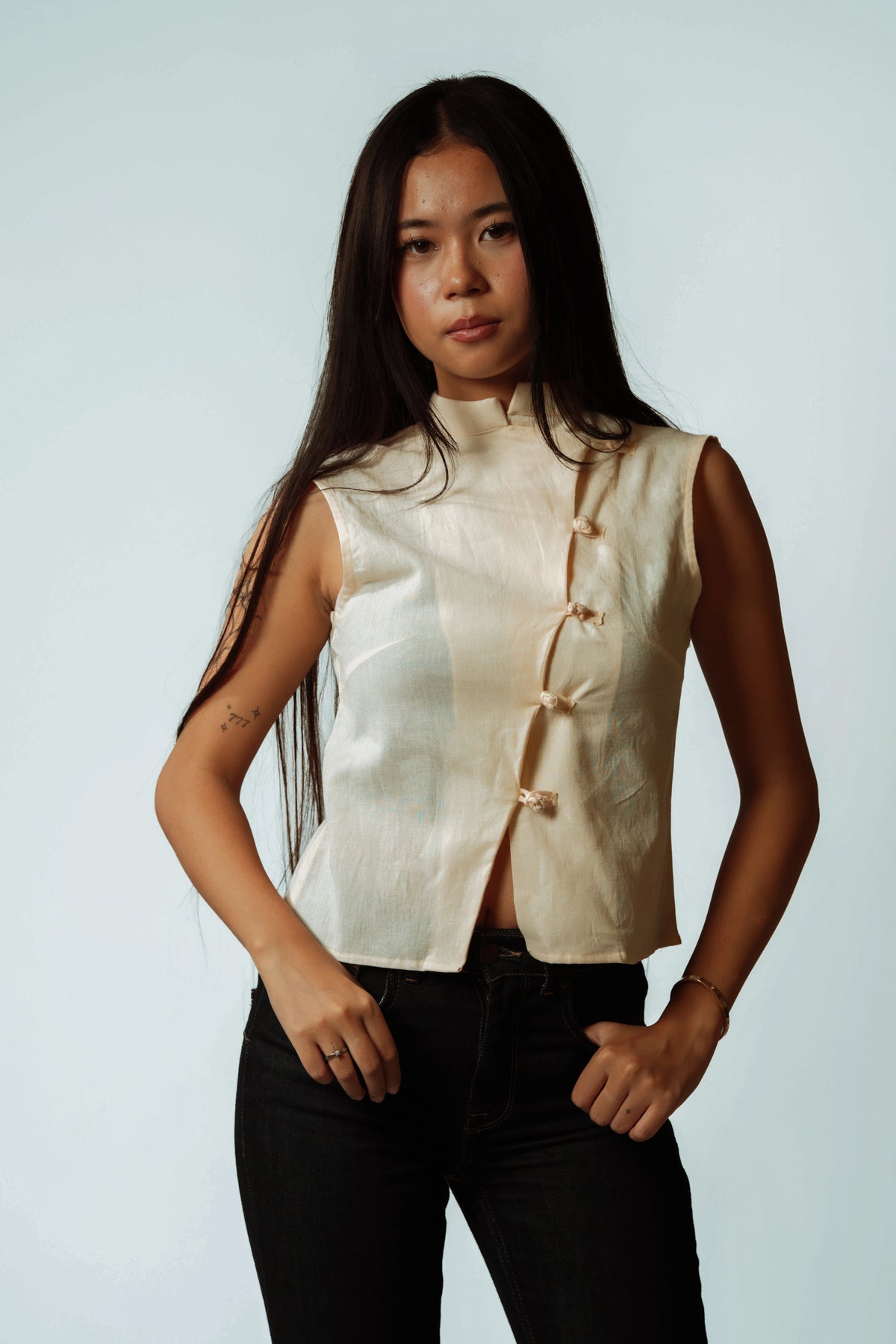 Moon Clay Mandarin Top