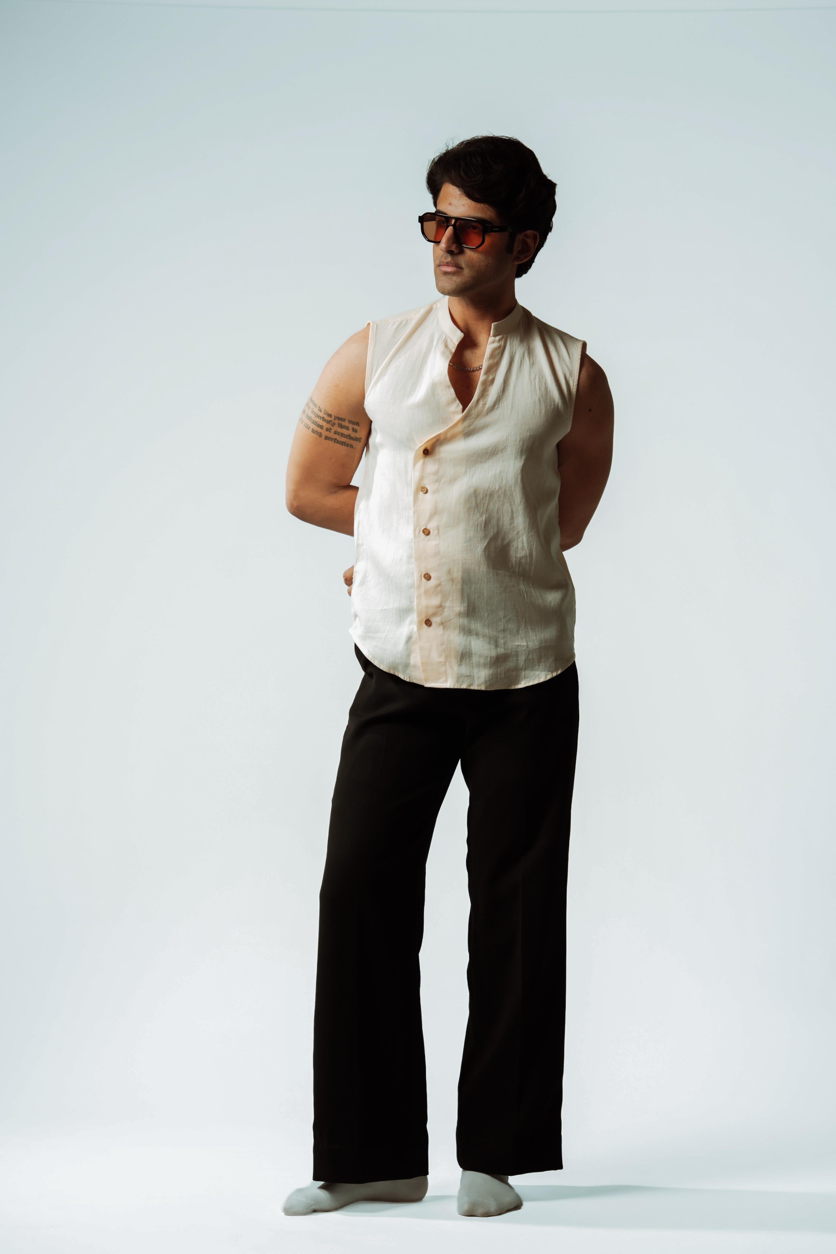 Bare Sleeveless Linen Mandarin Shirt
